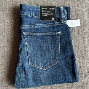 NWT GAP Curvy Skinny Jeans, size 6/28R